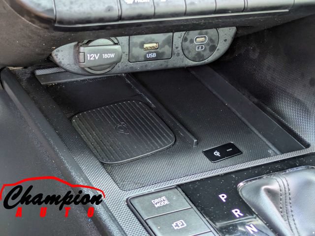 Used 2025 Hyundai Elantra Sport FWD image 23