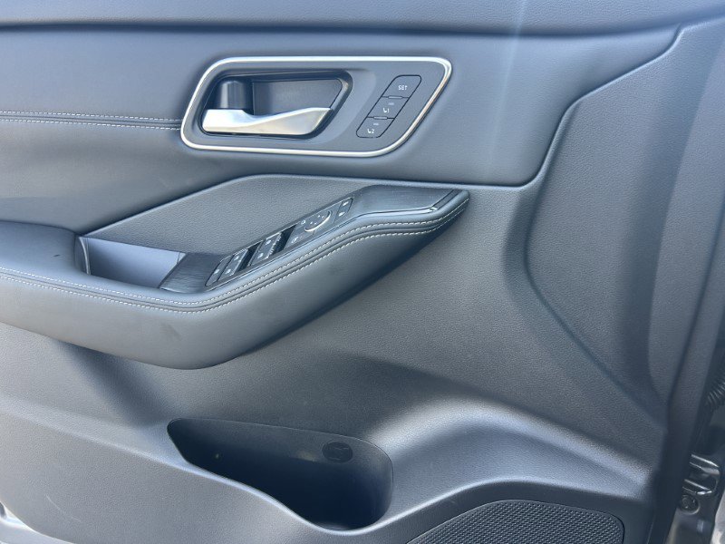 New 2026 Nissan Rogue Platinum w/ Platinum Premium Package image 22