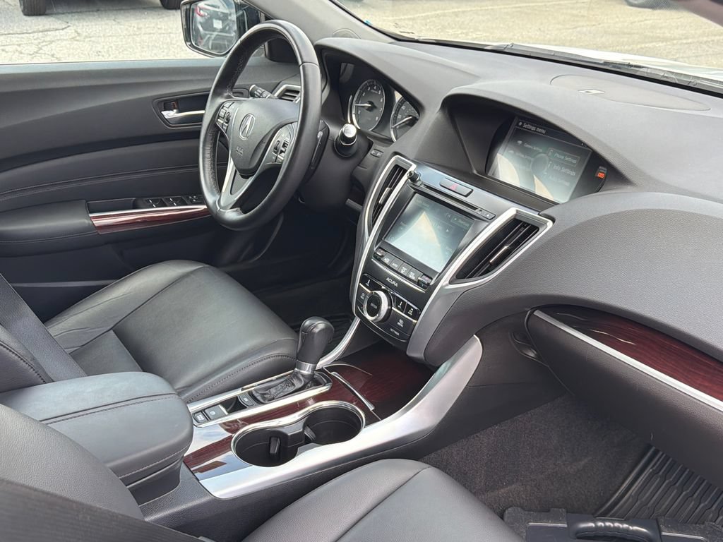 Used 2015 Acura TLX FWD image 20