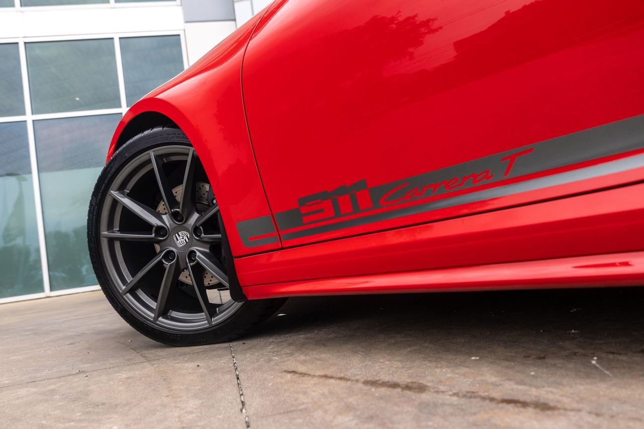 Used 2024 Porsche 911 Carrera T RWD image 15