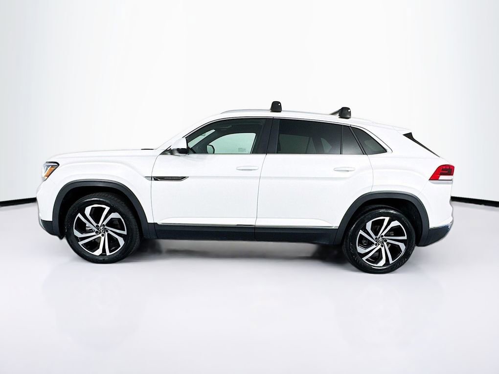 Used 2023 Volkswagen Atlas Cross Sport SEL image 6