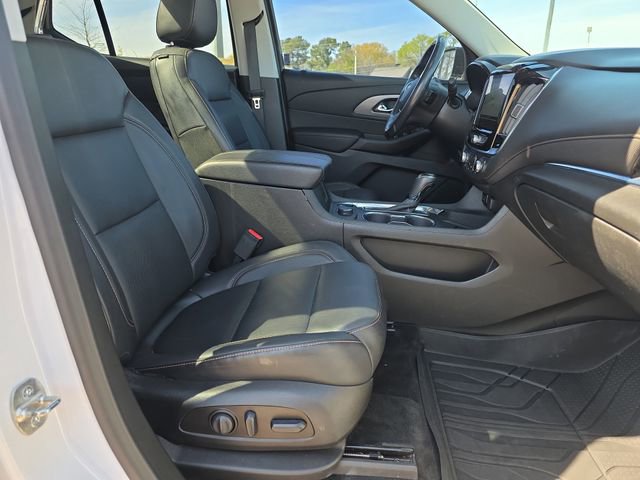 Used 2019 Chevrolet Traverse Premier w/ LPO, Blackout Package image 16