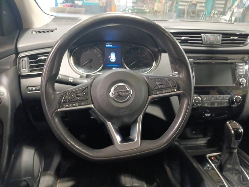 Used 2019 Nissan Rogue Sport S AWD/4WD video 2