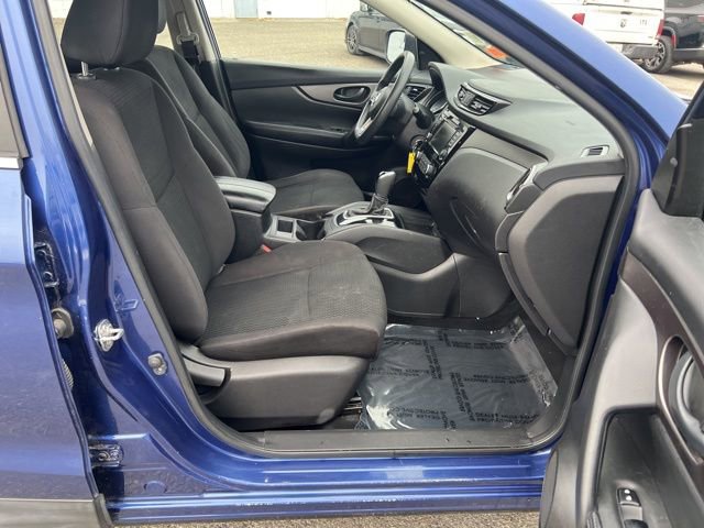 Used 2020 Nissan Rogue Sport S image 13