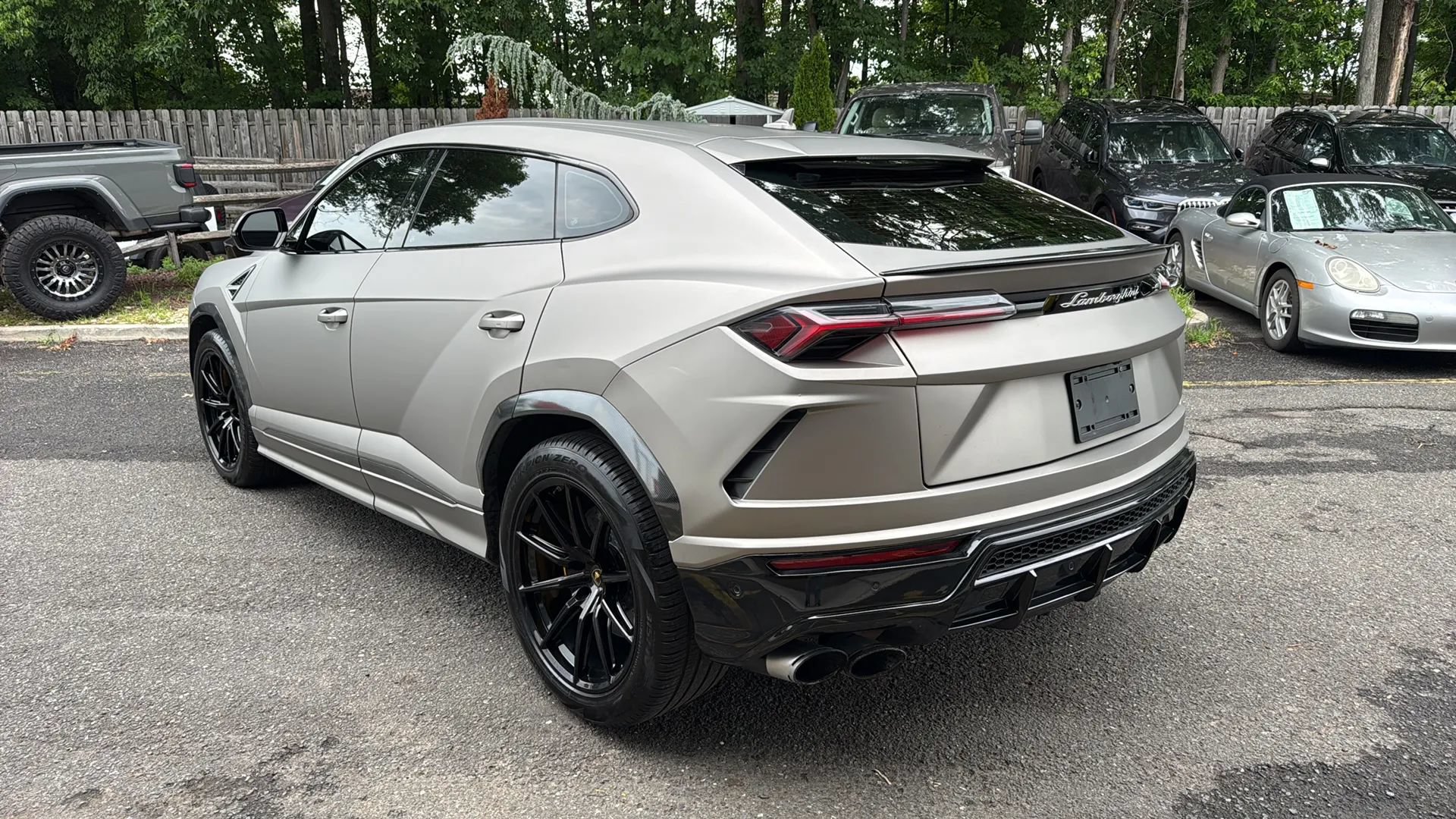 Used 2019 Lamborghini Urus AWD/4WD image 7