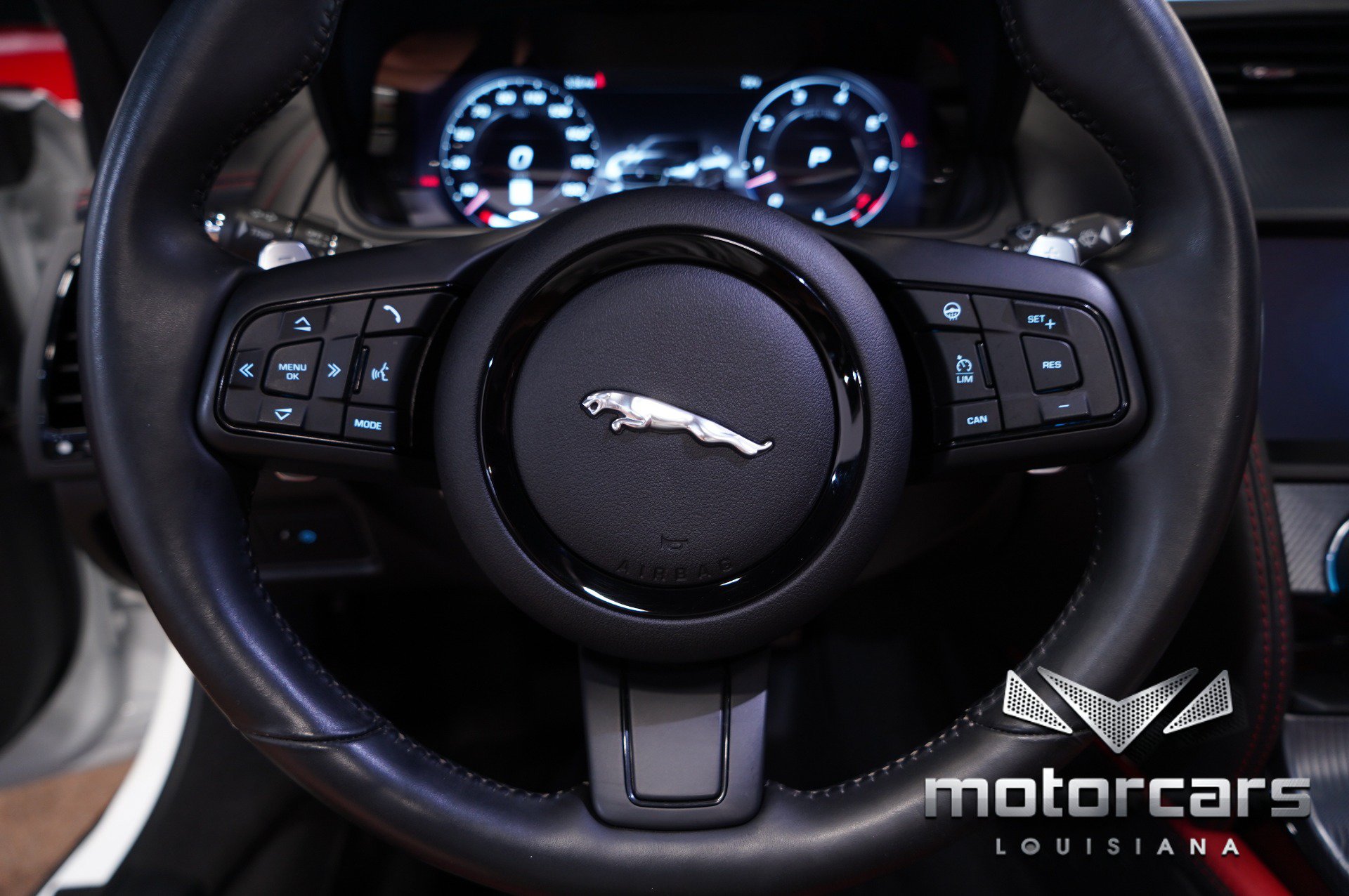 Used 2021 Jaguar F-TYPE R-Dynamic AWD/4WD image 31
