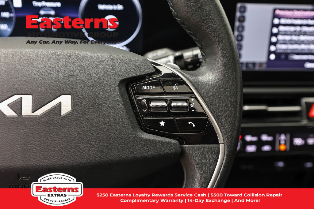 Used 2023 Kia Niro Wave w/ Wave Preserve Package FWD image 17