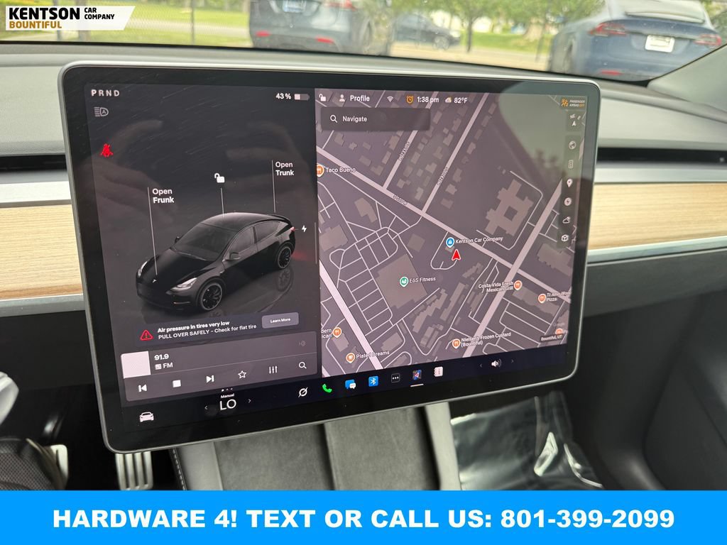 Used 2023 Tesla Model Y Performance AWD/4WD image 25