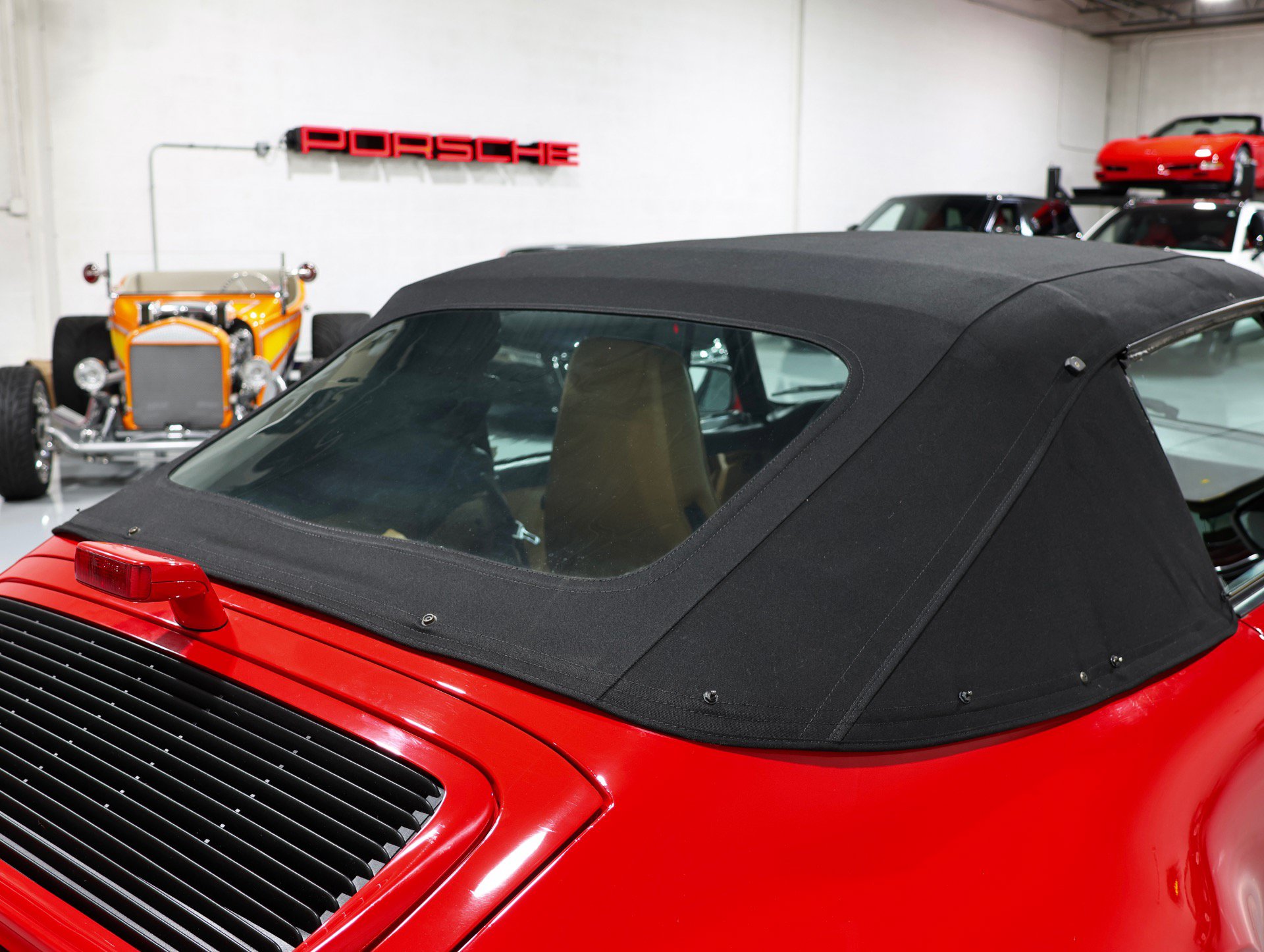Used 1990 Porsche 911 Carrera image 92