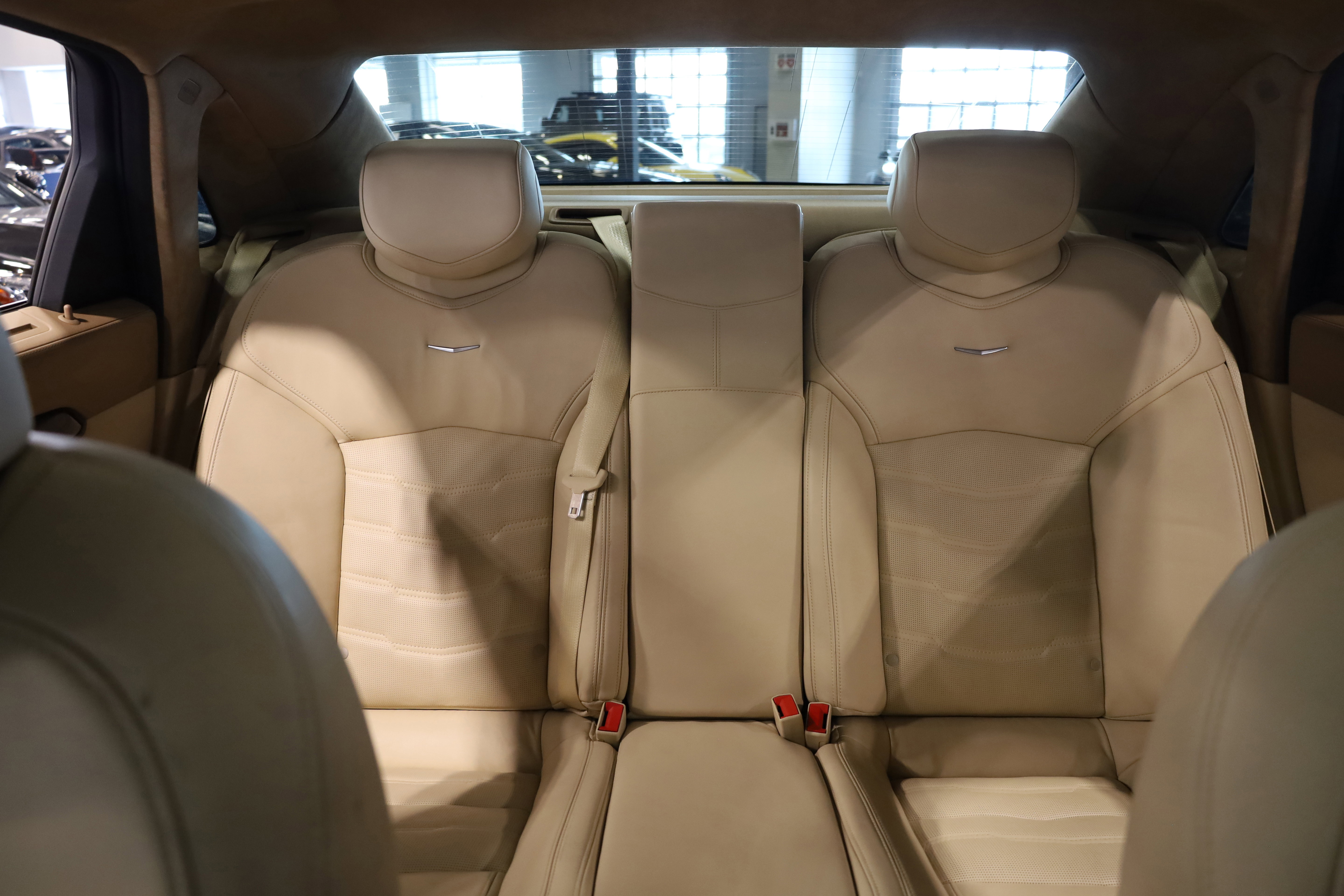 Used 2018 Cadillac CT6 Platinum image 38