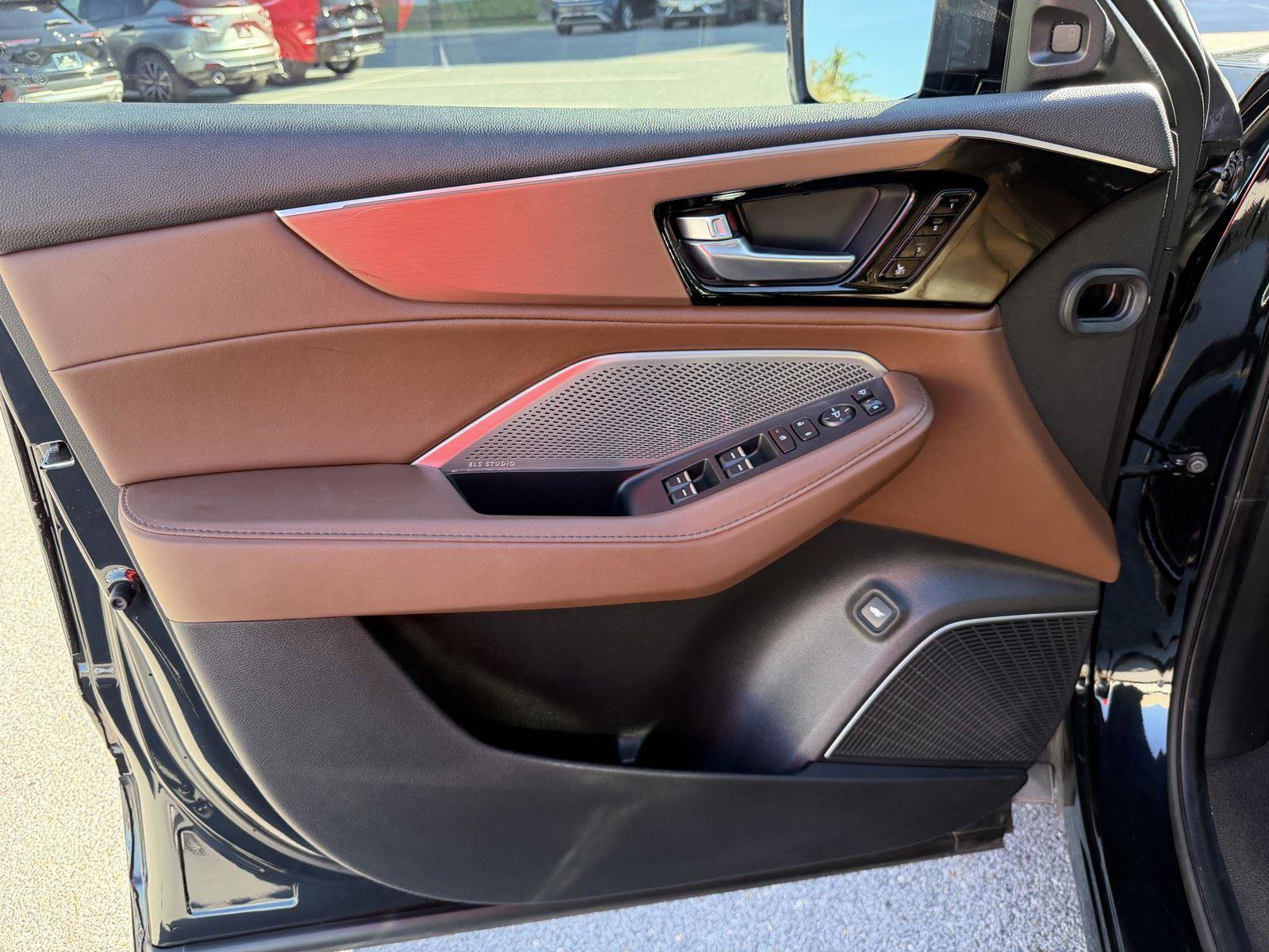 Used 2024 Acura MDX FWD w/ Technology Package image 10