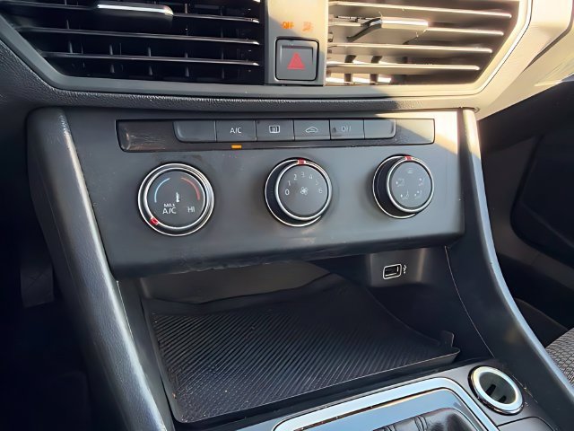 Used 2019 Volkswagen Jetta S FWD image 24