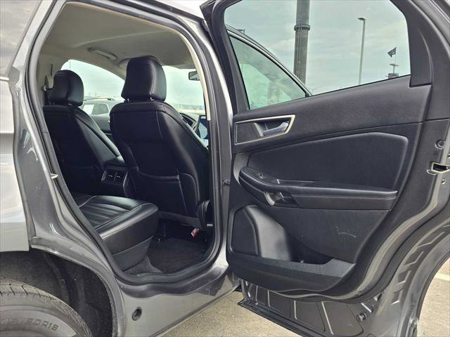 Used 2022 Ford Edge SEL image 13
