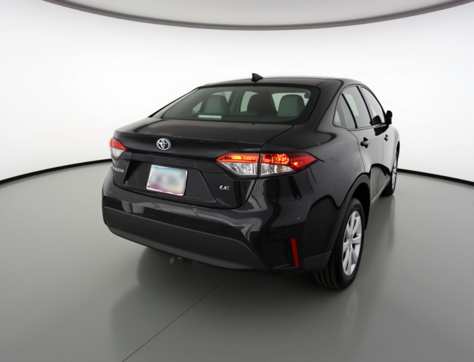 Used 2025 Toyota Corolla LE FWD image 9