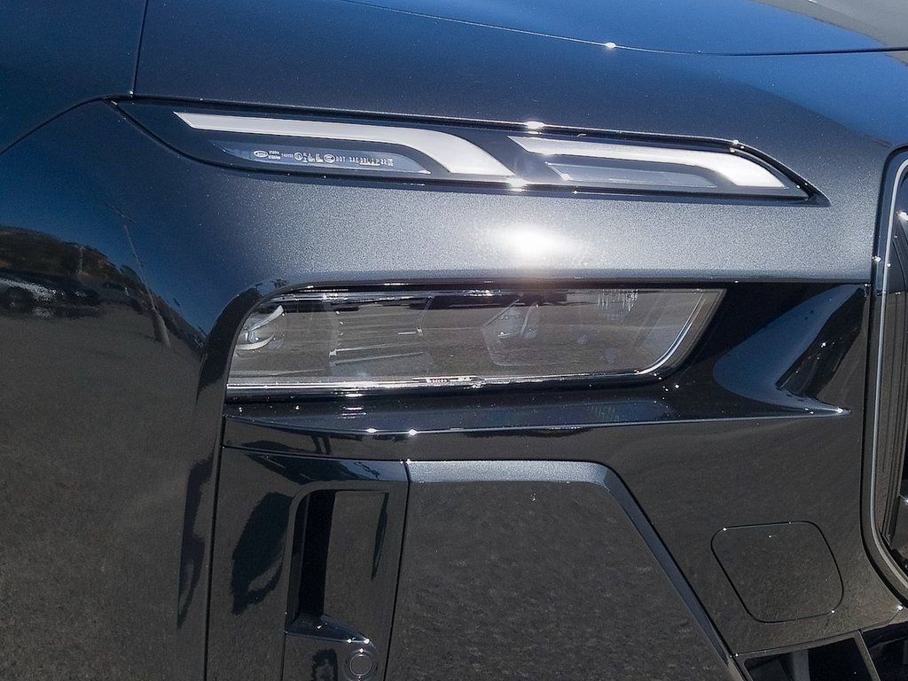 New 2026 BMW i7 eDrive50 w/ M Sport Package image 5