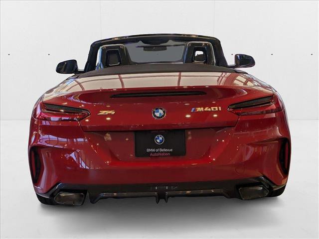 Used 2025 BMW Z4 M40i w/ Premium Package image 7