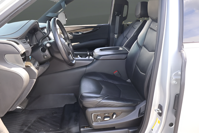 Used 2020 Cadillac Escalade Platinum AWD/4WD image 14