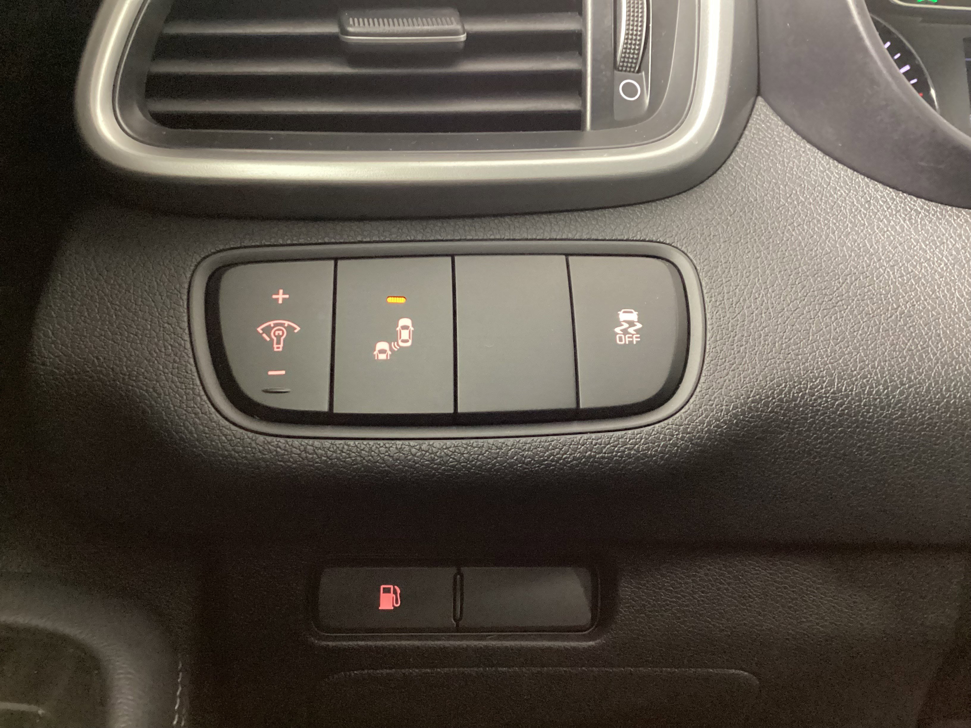 Used 2019 Kia Sorento LX w/ Option Group 020 image 21