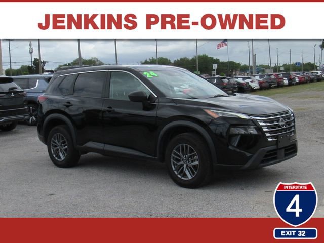Used 2024 Nissan Rogue S AWD/4WD image 1