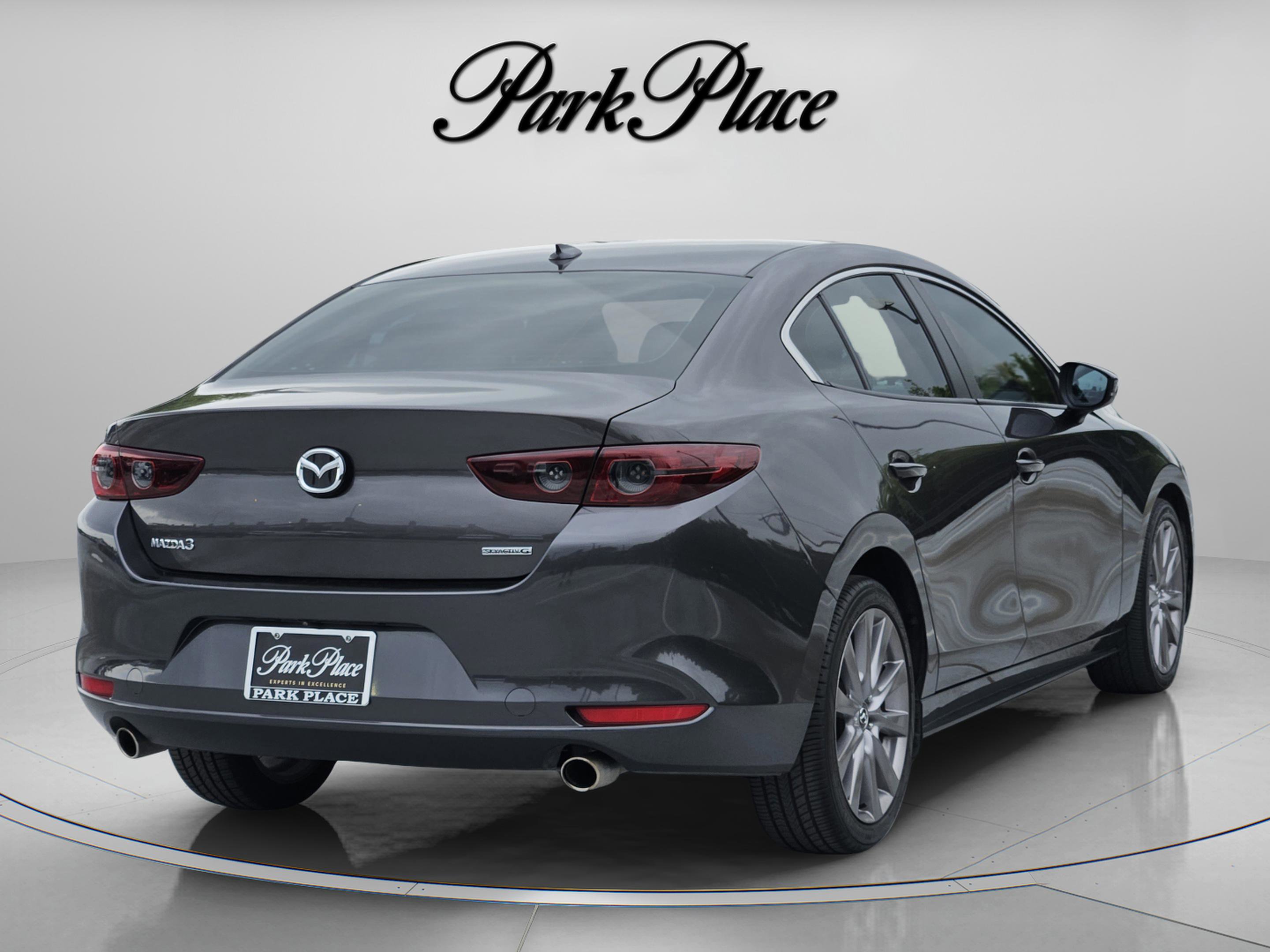 Used 2019 MAZDA MAZDA3 Sedan w/ Preferred Package image 6