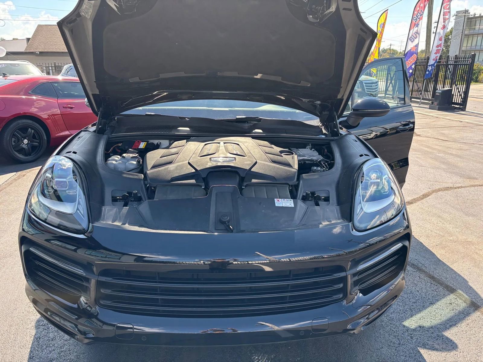 Used 2019 Porsche Cayenne S image 18