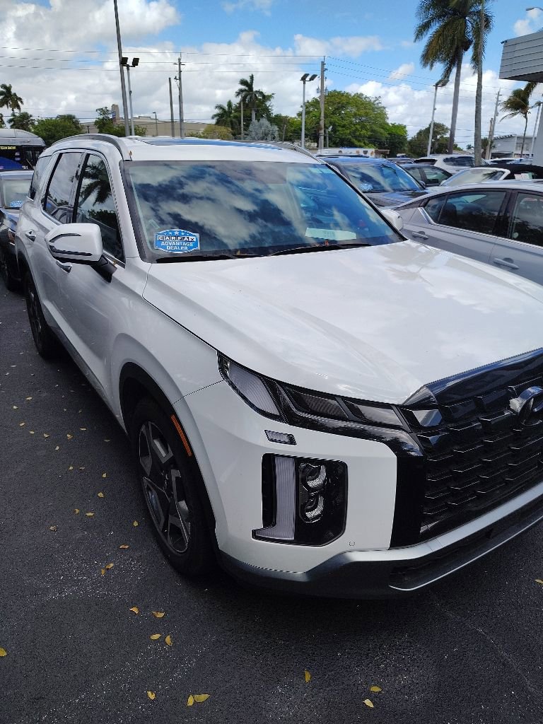 Used 2025 Hyundai Palisade Limited FWD image 6