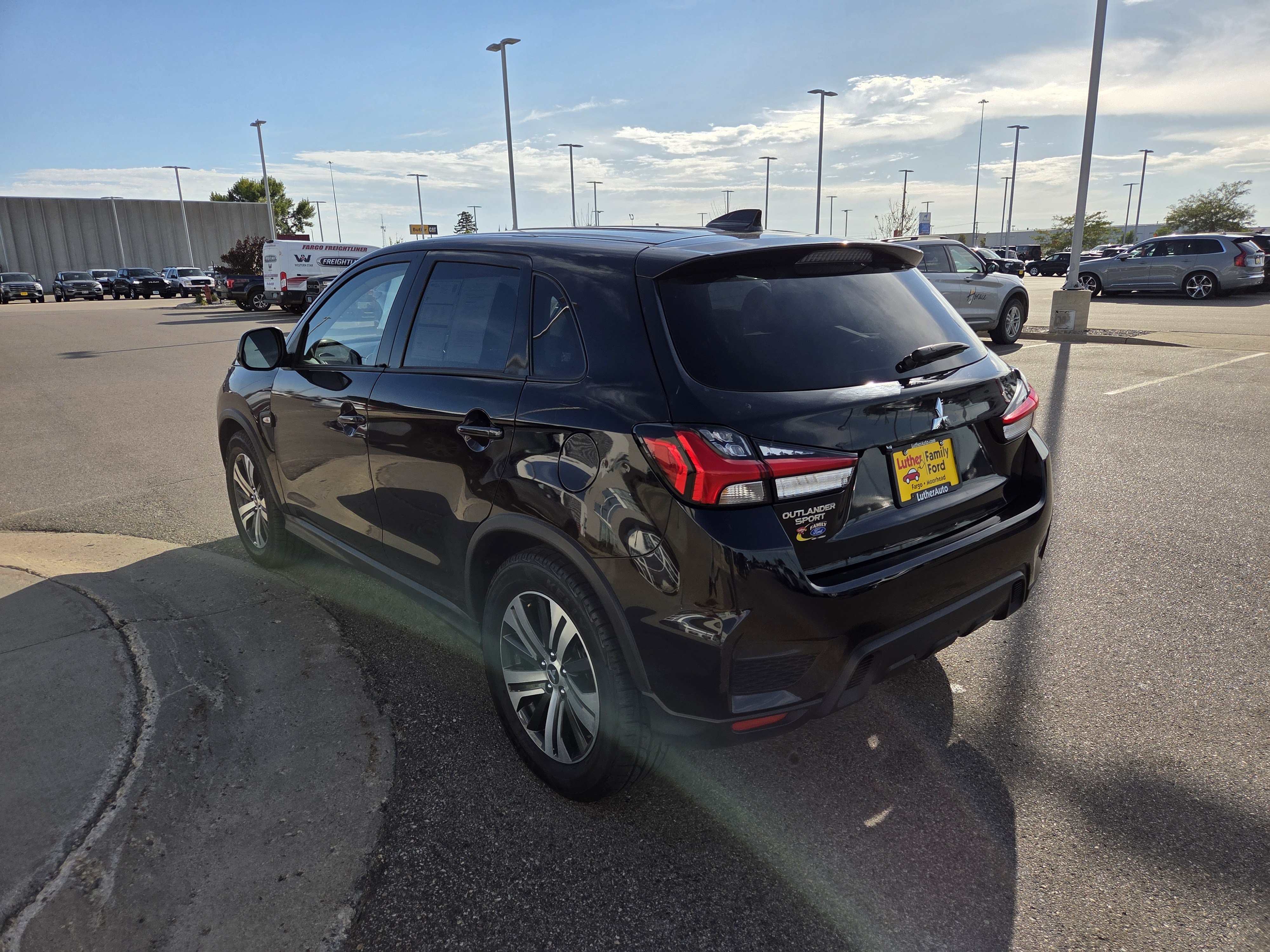Used 2024 Mitsubishi Outlander Sport ES AWD/4WD image 27
