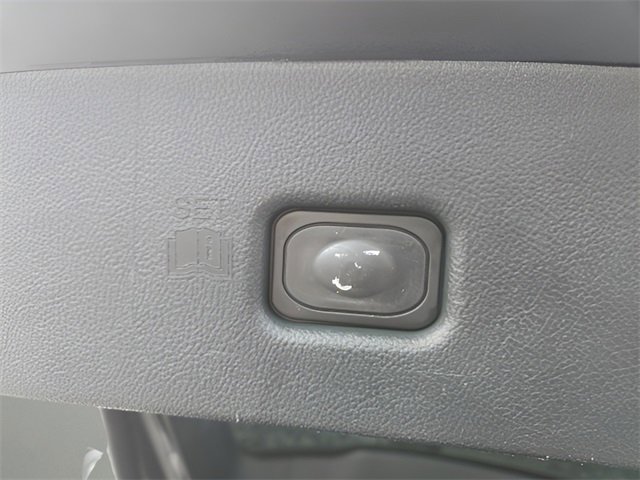 Used 2020 Lincoln Nautilus Reserve image 30