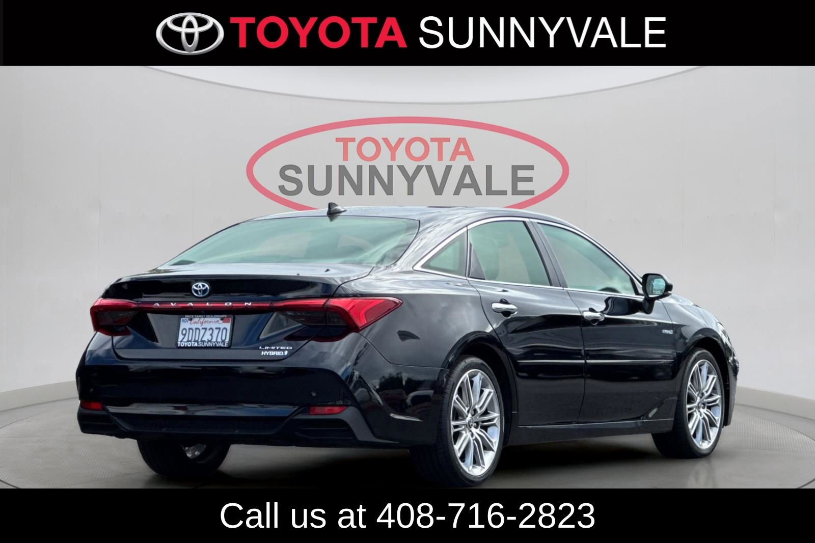 Certified 2021 Toyota Avalon Limited w/ Advanced Safety Package image 4