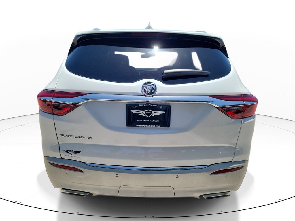 Used 2020 Buick Enclave Essence w/ Sound and Sites Package FWD image 3