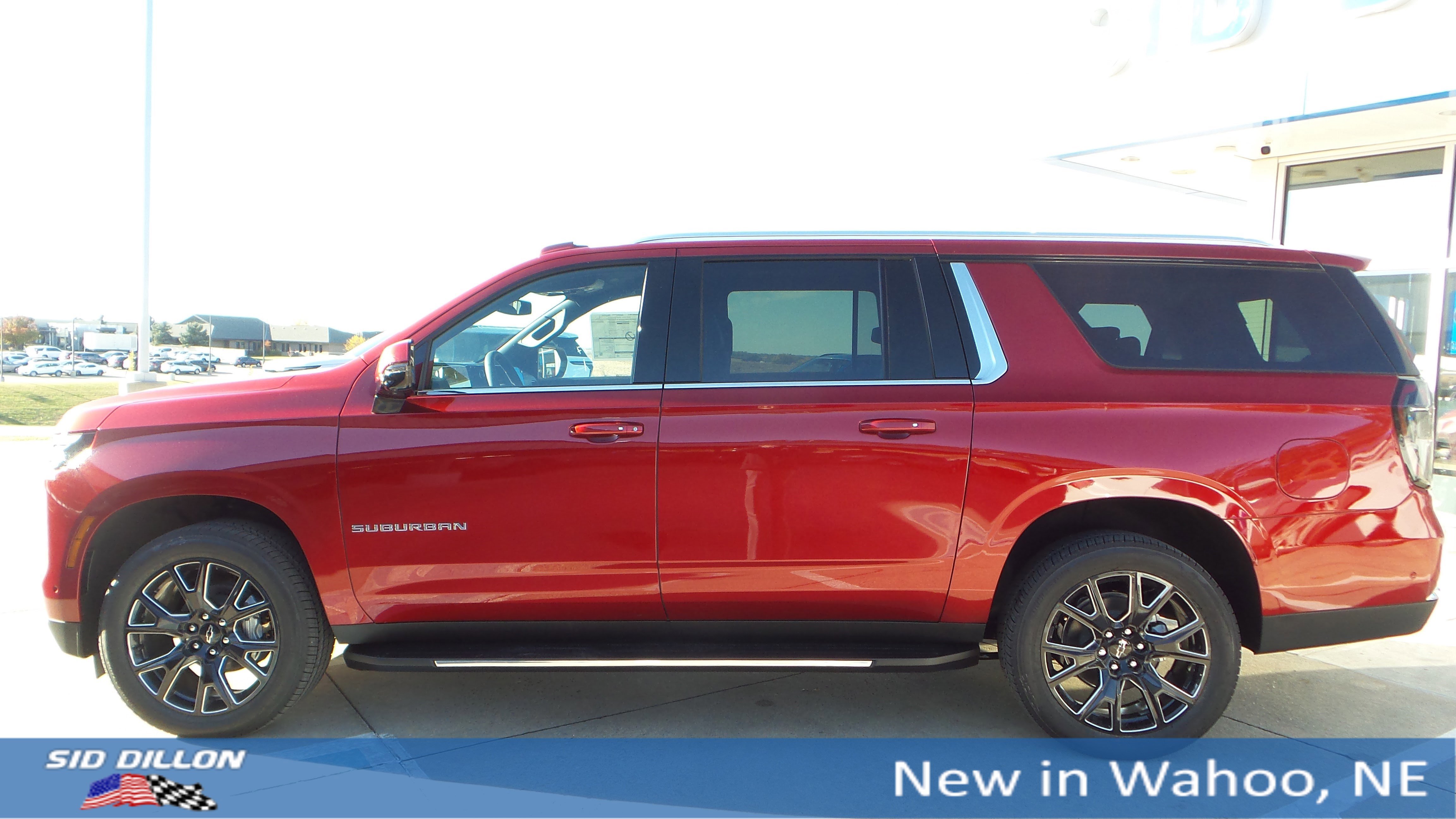 New 2026 Chevrolet Suburban LT w/ Comfort Package image 2