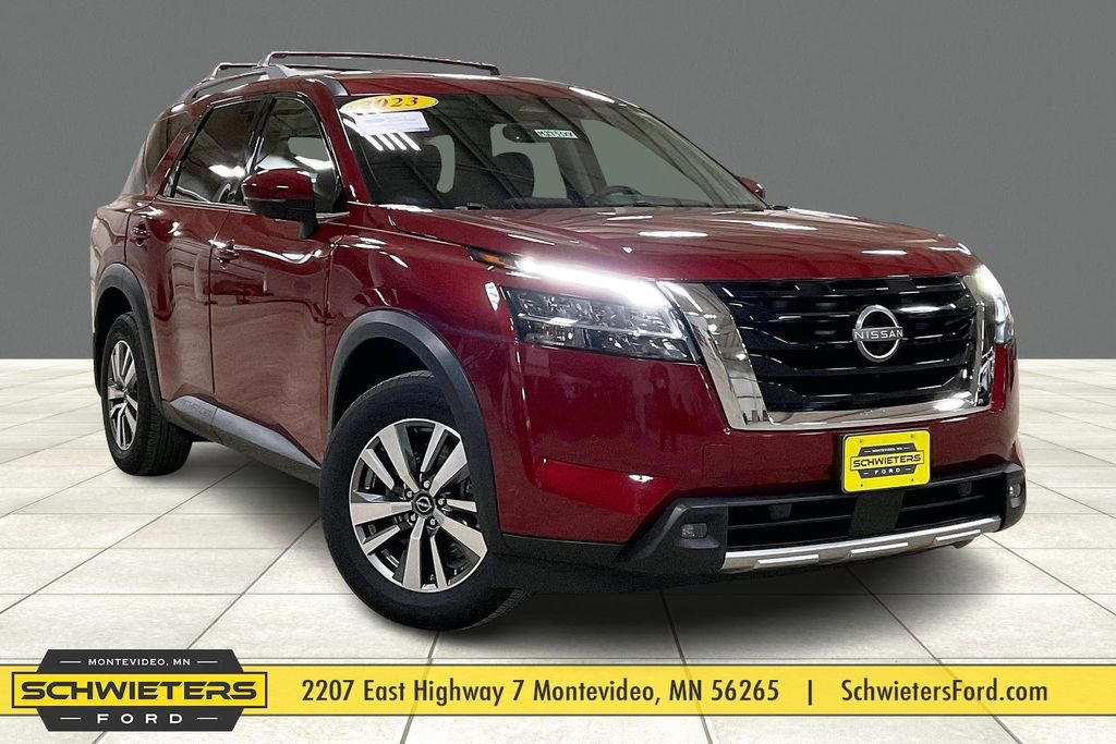 Used 2023 Nissan Pathfinder SL image 1