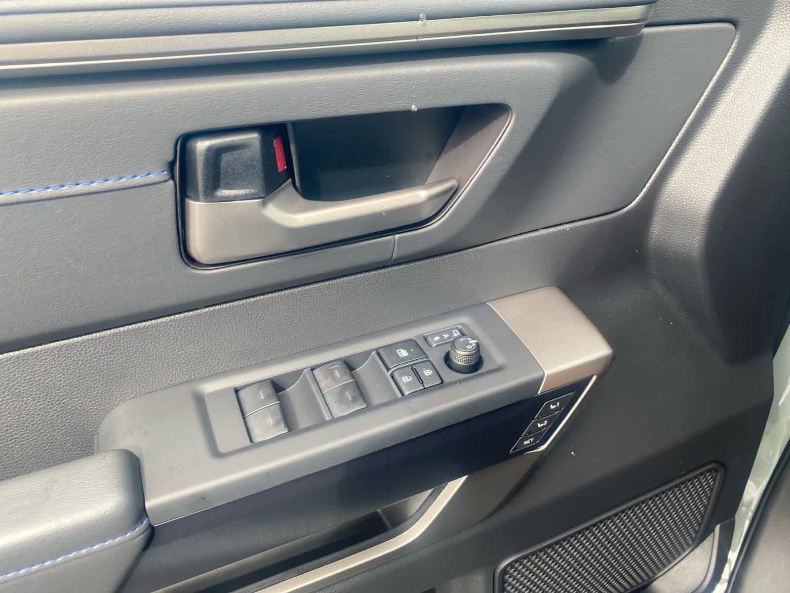 New 2026 Toyota Sequoia Platinum AWD/4WD image 11