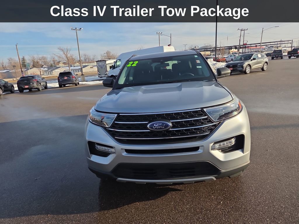 Used 2022 Ford Explorer XLT w/ Equipment Group 202A image 10