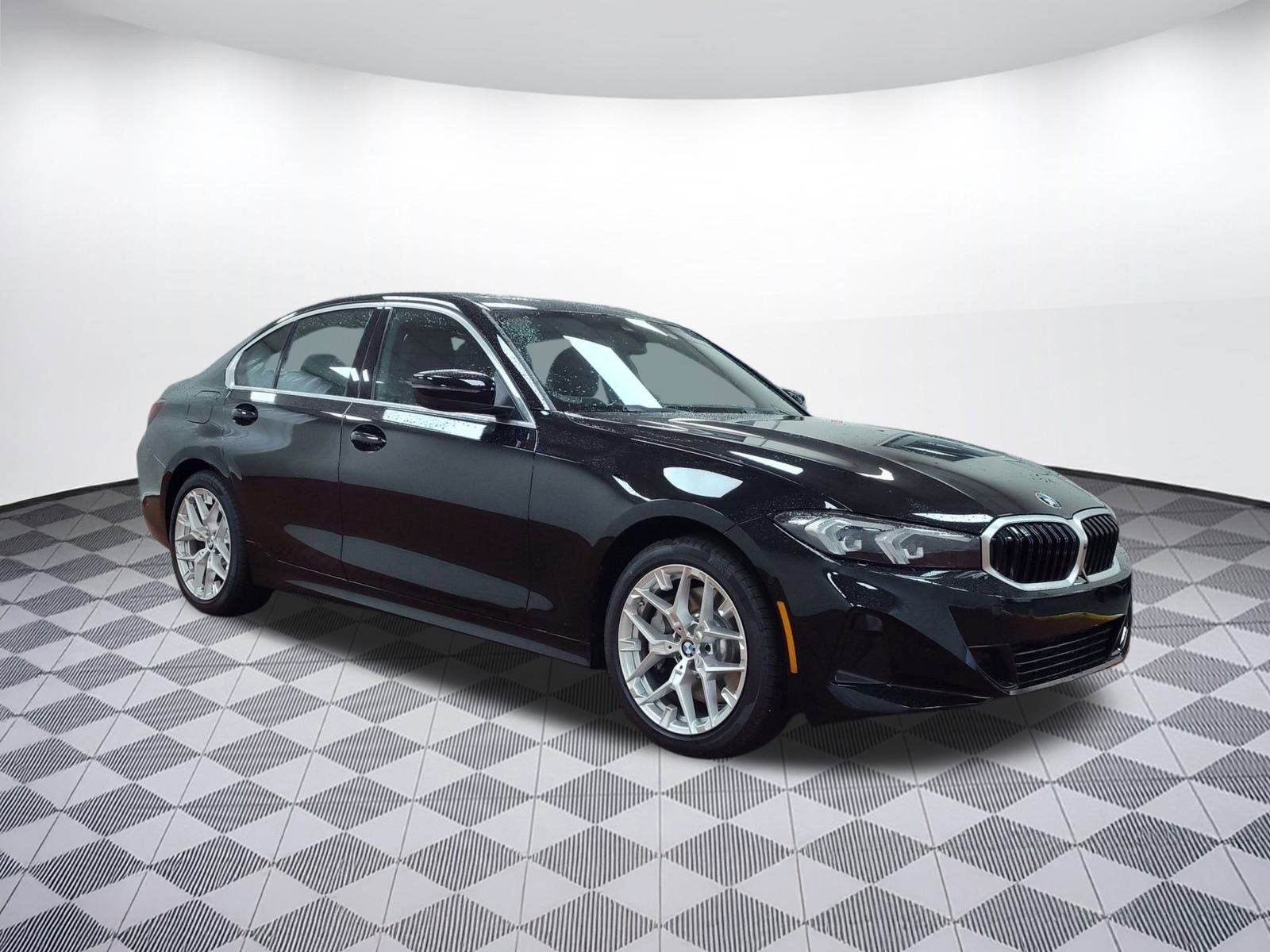 Used 2025 BMW 330i xDrive Sedan w/ Convenience Package image 7
