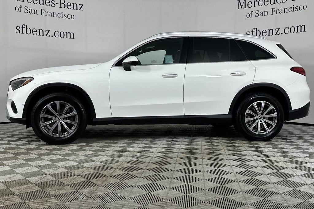 Certified 2026 Mercedes-Benz GLC 300 4MATIC image 9
