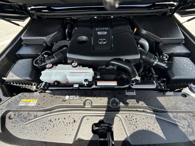 Certified 2025 Lexus GX 550 w/ Cold Area Package AWD/4WD image 28