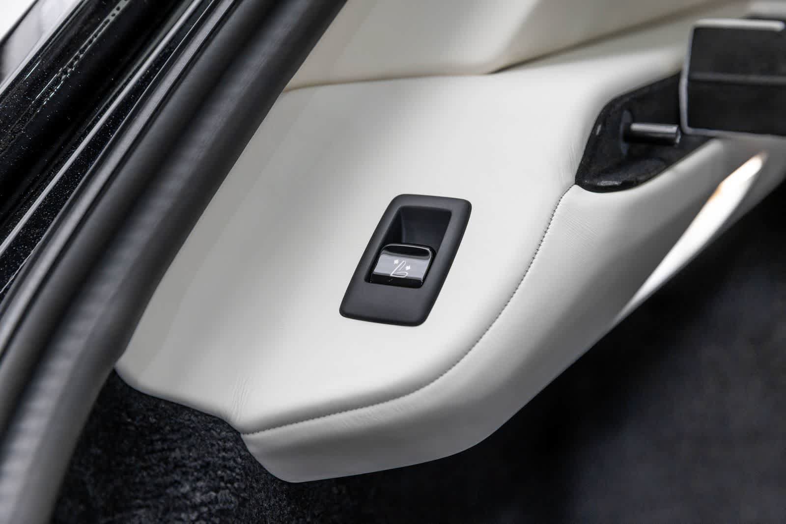 New 2027 Rolls-Royce Cullinan Black Badge AWD/4WD image 50