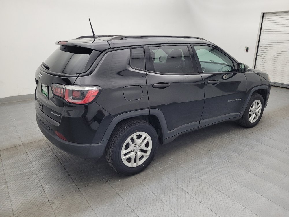 Used 2018 Jeep Compass Sport FWD image 10