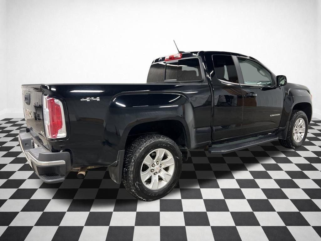 Certified 2017 GMC Canyon SLE w/ SLE Convenience Package image 9