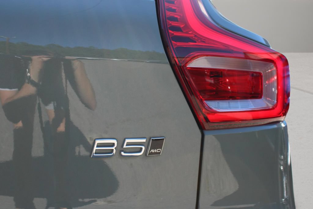 Used 2025 Volvo XC40 B5 Ultra w/ Protection Package Premier AWD/4WD image 32