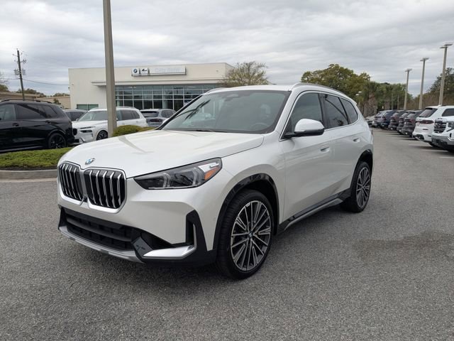 Used 2025 BMW X1 xDrive28i w/ Technology Package image 9