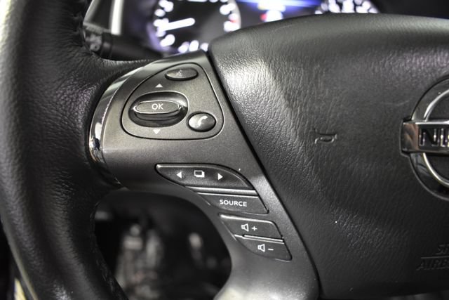 Used 2020 Nissan Murano SL w/ Moonroof Package AWD/4WD image 16