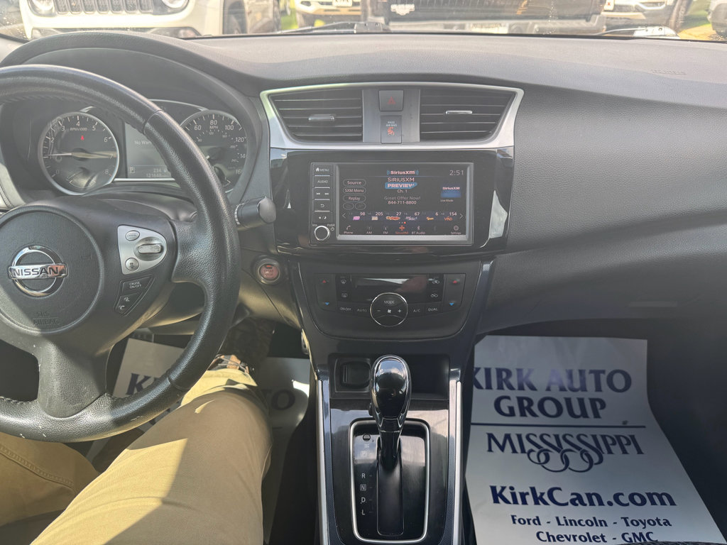 Used 2019 Nissan Sentra SR w/ Exterior Package image 15
