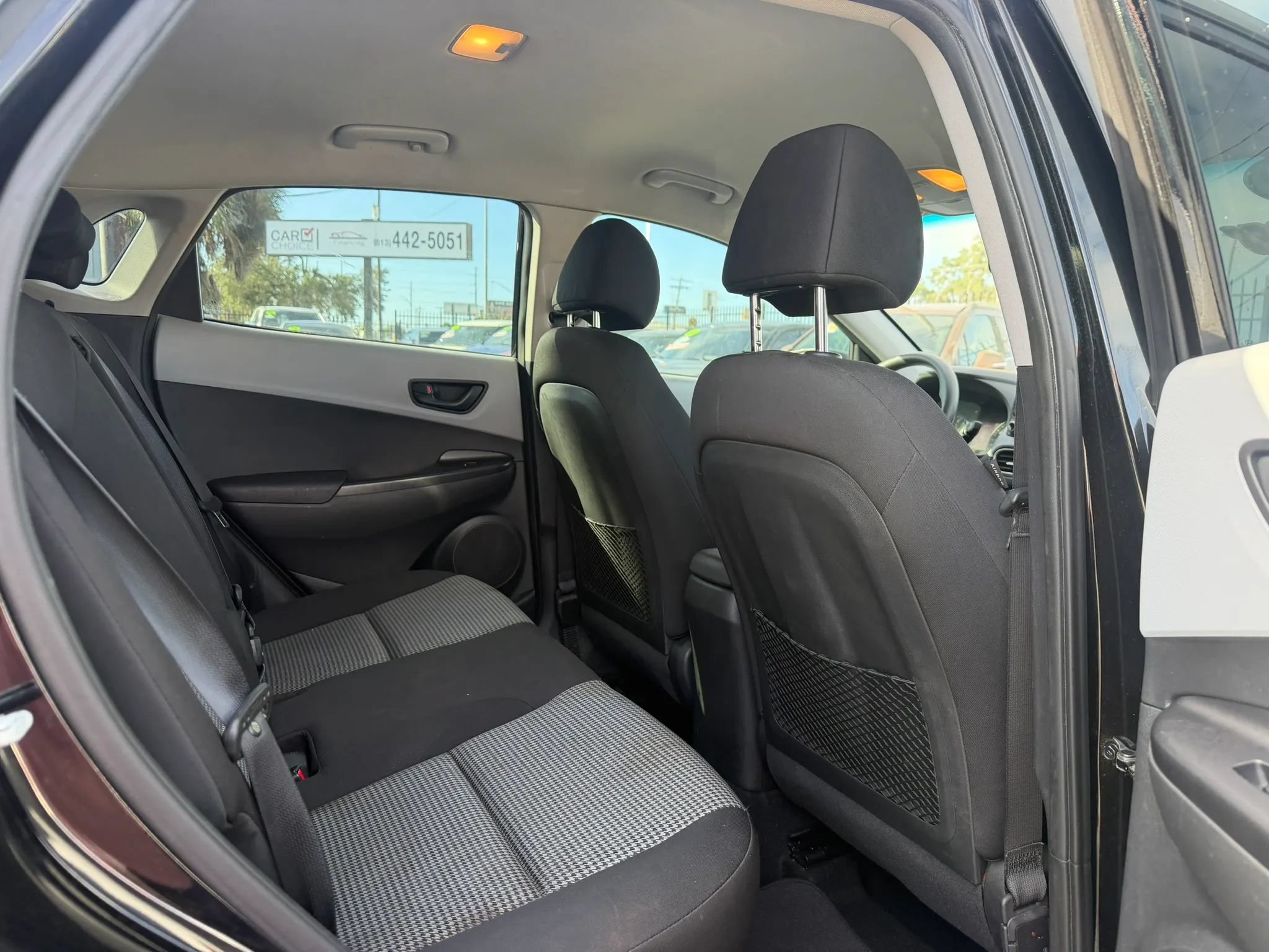 Used 2020 Hyundai Kona SE FWD image 12