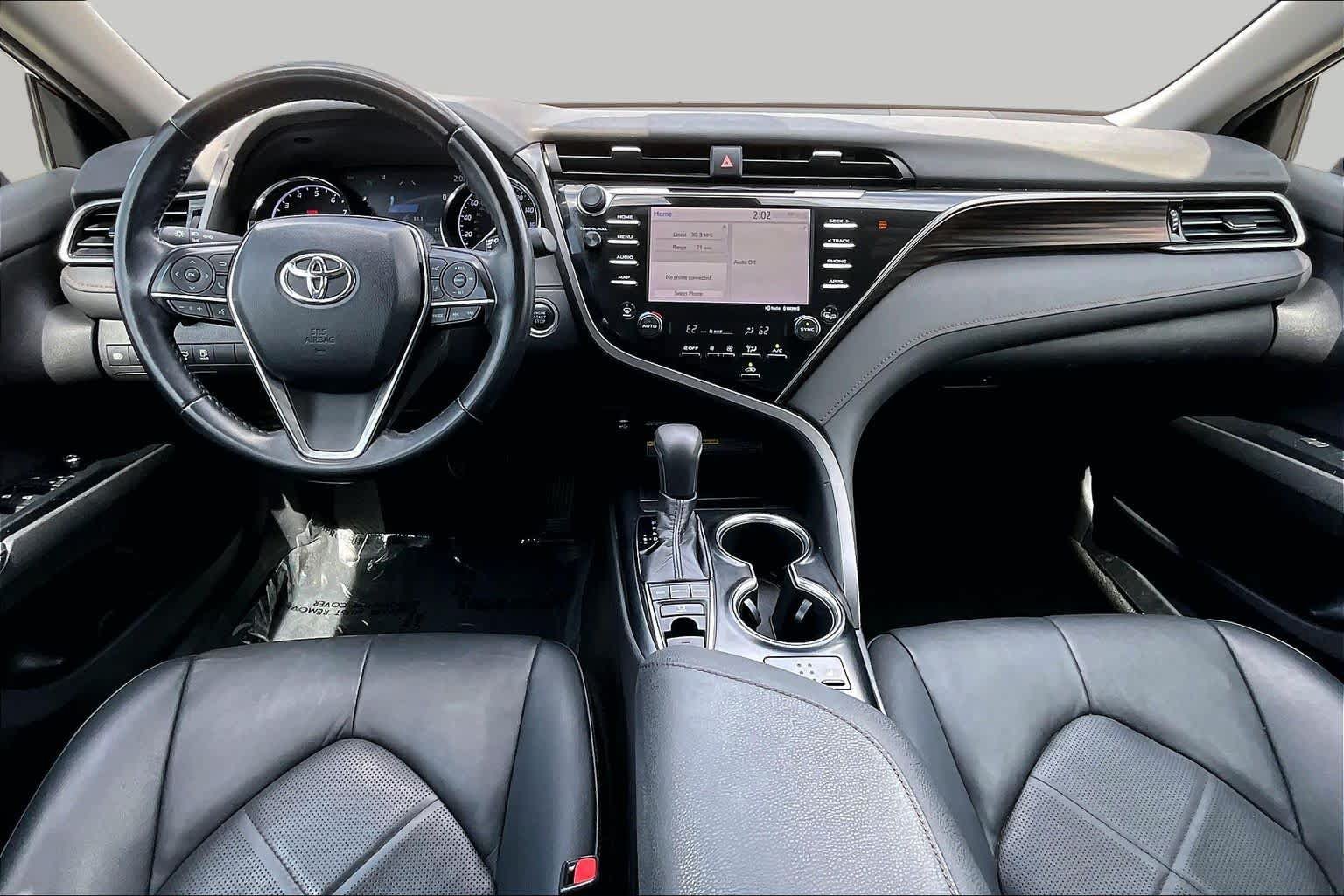 Used 2019 Toyota Camry XLE FWD image 14