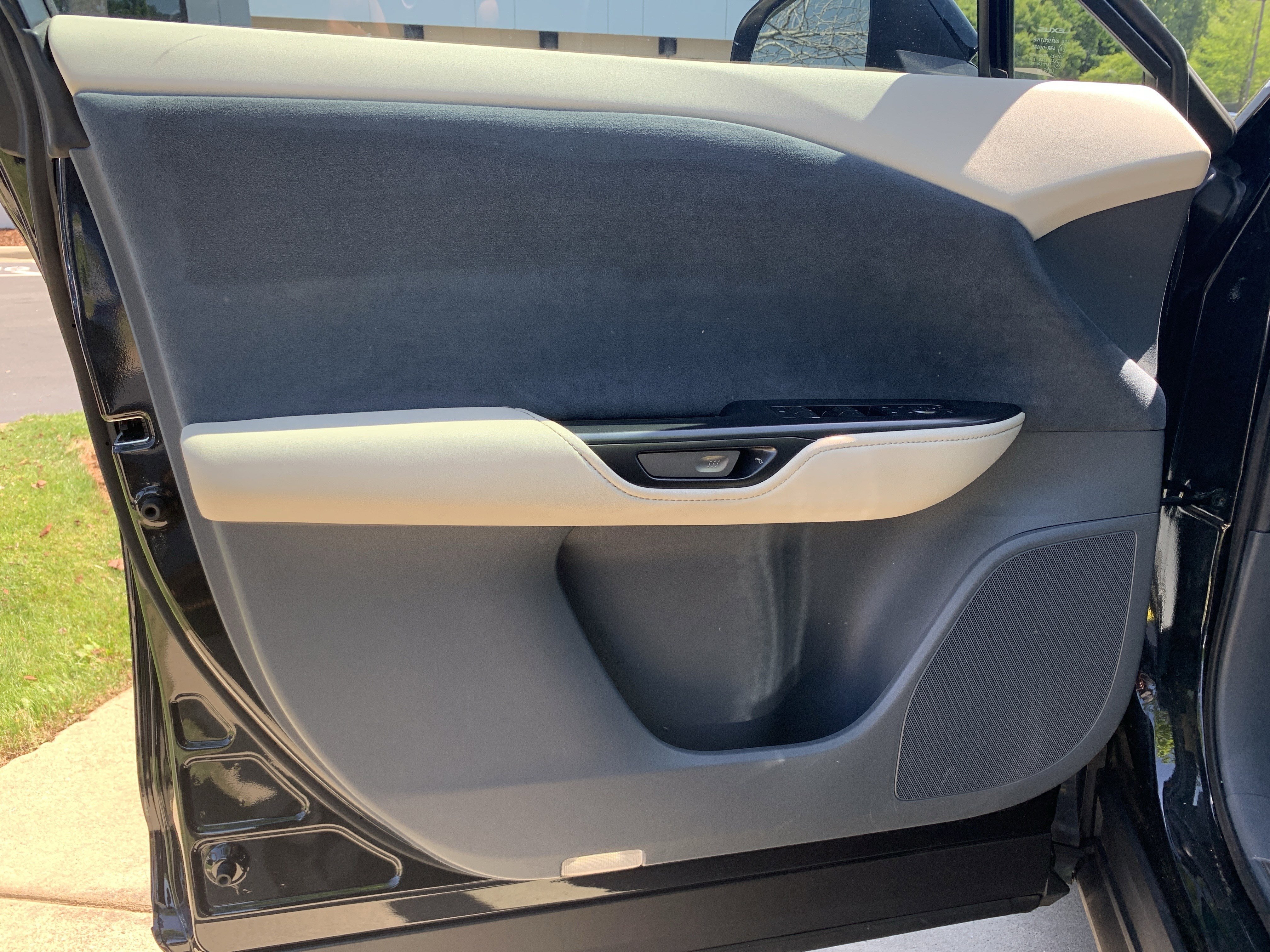 Used 2023 Lexus RZ 450e Premium w/ Cold Area Package image 14