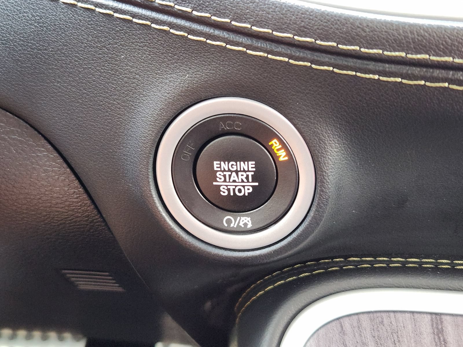 Used 2023 Dodge Challenger R/T Scat Pack RWD image 29