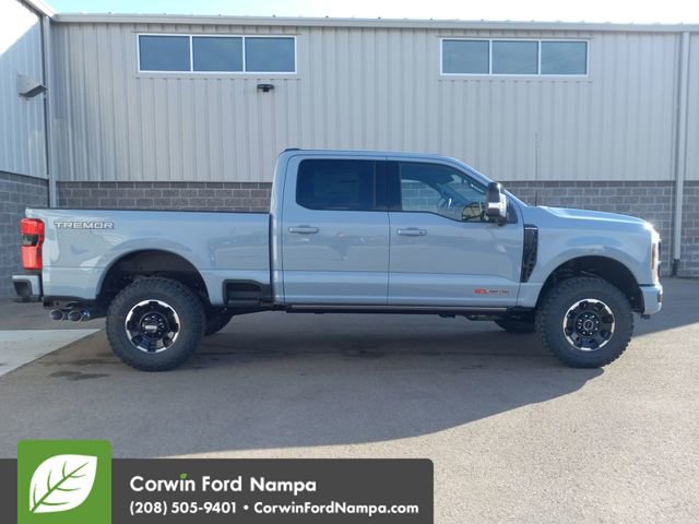 New 2026 Ford F350 Platinum w/ Tremor Off-Road Package video 2