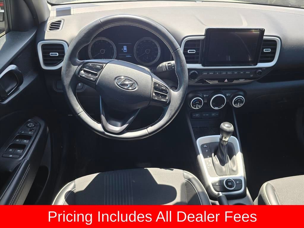 Used 2022 Hyundai Venue Limited FWD image 5